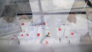Ballot papers for the only candidate, Ekrem Imamoğlu, fill a ballot box at a polling station, Istanbul, Türkiye, March 23, 2025. (AFP Photo)