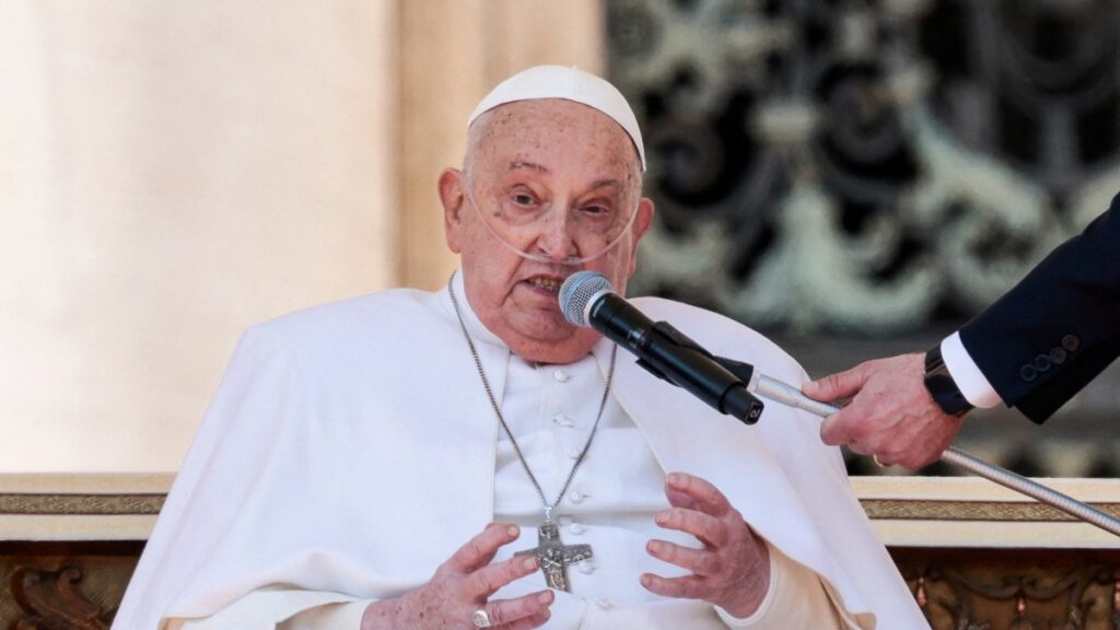 Pope Francis speaks as he appears for the first time since his return to the Vatican, in Saint Peter square, Vatican, April 6, 2025. (Reuters Photo)
