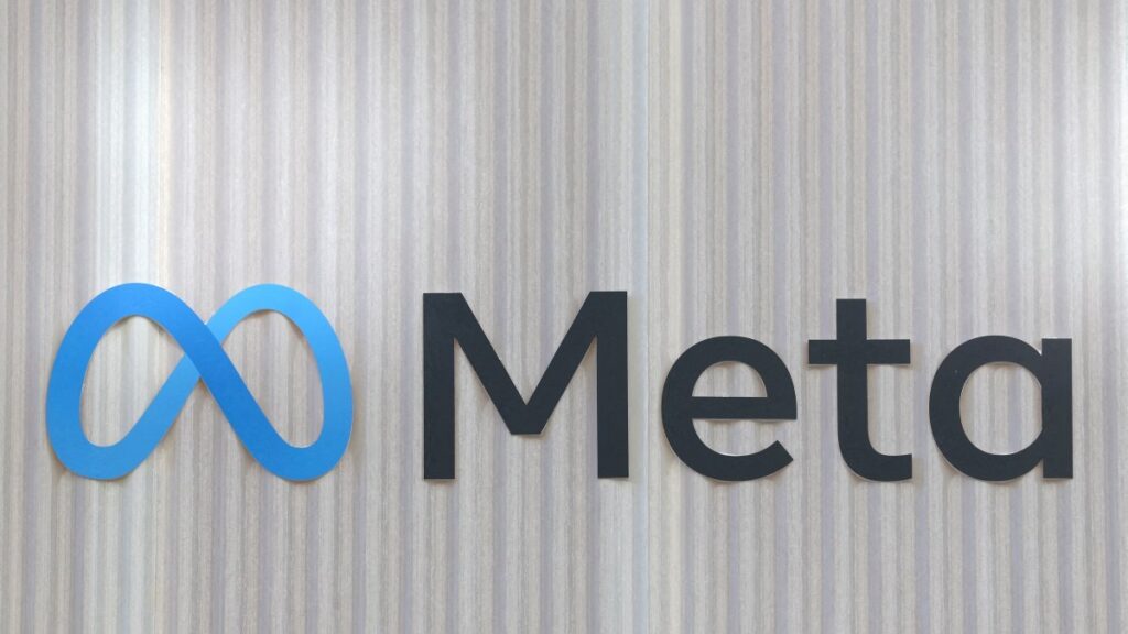 The logo of Meta is seen at the entrance of the company's temporary stand ahead of the World Economic Forum (WEF), Davos, Switzerland, Jan. 18, 2025. (Reuters Photo)