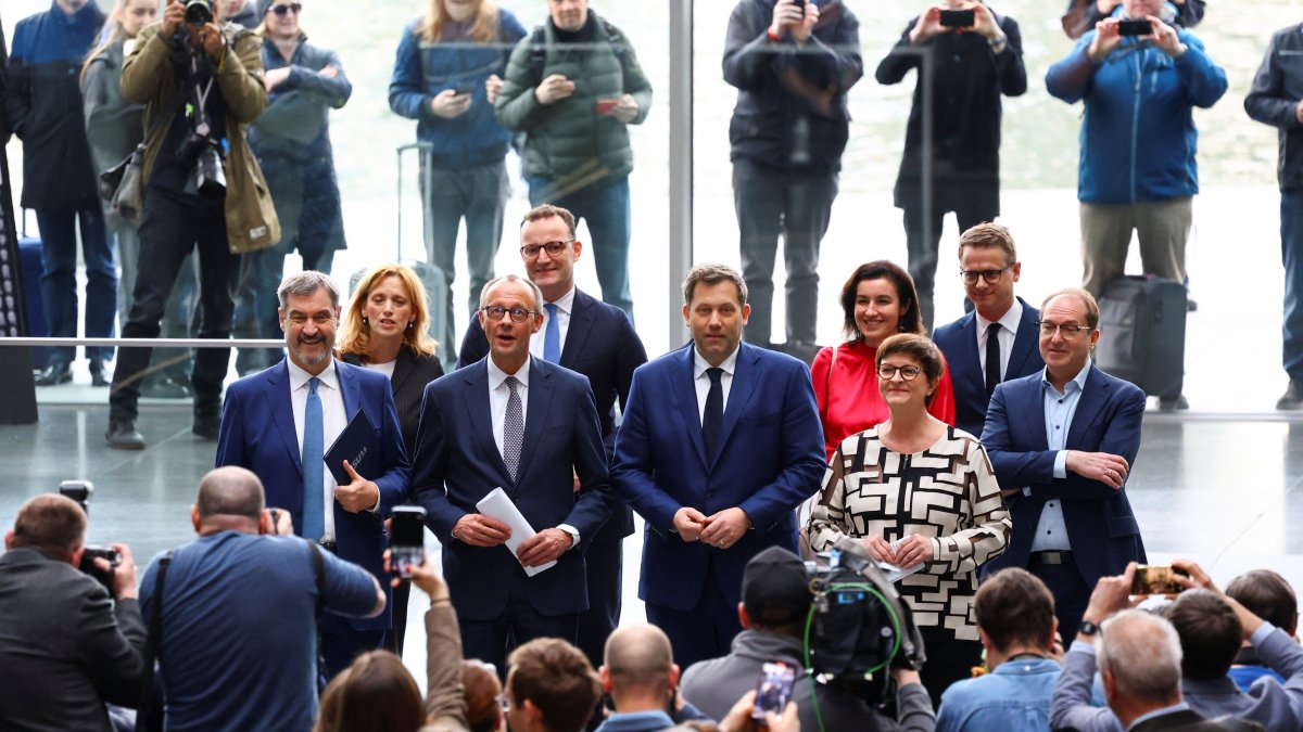 Germany's chancellor-in-waiting and leader of the Christian Democratic Union party (CDU) Friedrich Merz, the Christian Social Union (CSU) leader and Bavarian premier, and the co-leaders of the Social Democratic party (SPD) at a press conference after agreeing on their coalition government, Berlin, Germany, April 9, 2025. (Reuters Photo)