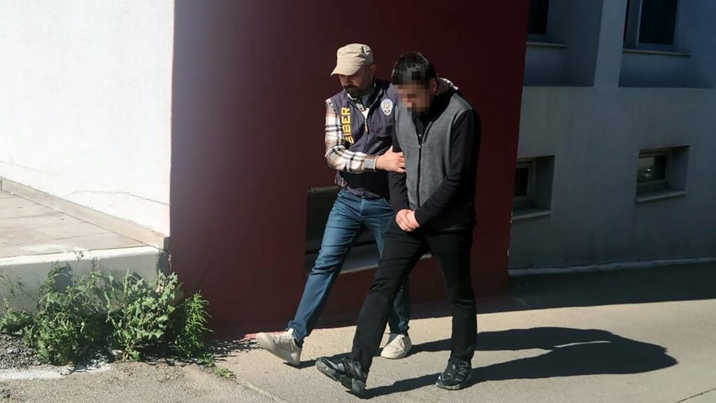 M.B., who is mentioned in the U.S. investigation, is captured during a raid at his home, Adana, Türkiye, April 17, 2025. (DHA Photo)