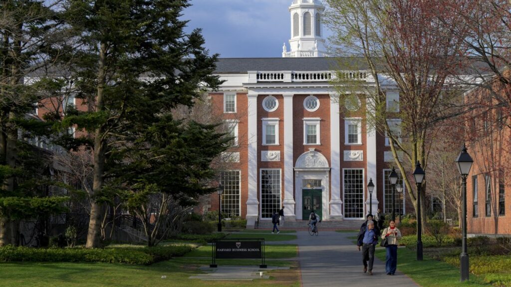 People walk on the Business School campus of Harvard University in Cambridge, Massachusetts, U.S., April 15, 2025. (Reuters Photo)