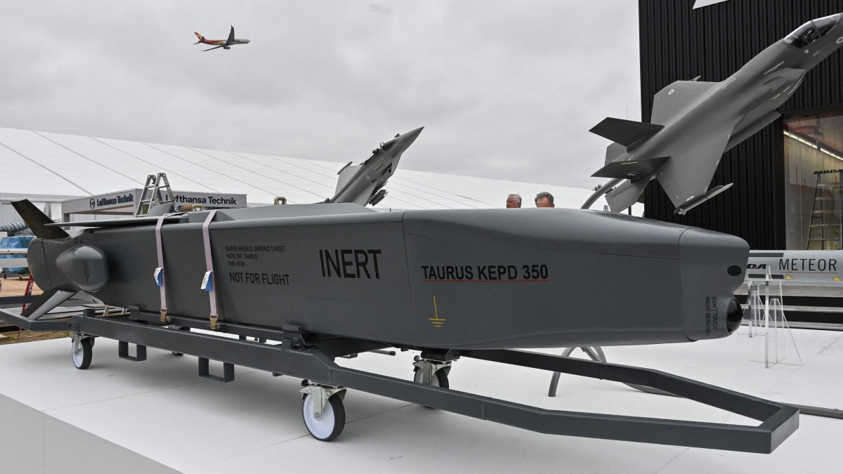 A Taurus (Target Adaptive Unitary and dispensor Robotic Ubiquity System) KEPD 350 air-launched cruise missile is on display during the press presentation at the International Aerospace Exhibition (ILA) in Schoenefeld, near Berlin, June 3, 2024. (AFP Photo)