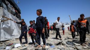 Palestinians inspect the damage at a U.N.-run school sheltering displaced people, following an Israeli strike, at Jabalia refugee camp, Gaza Strip, Palestine, April 17, 2025. (Reuters Photo)