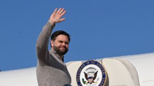 U.S. Vice President JD Vance boards Air Force Two at Joint Base Andrews, Maryland en route to Rome, Italy, April 17, 2025. (AFP Photo)