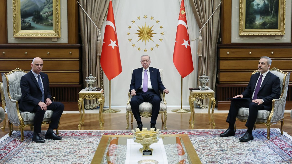 President Recep Tayyip Erdoğan (center), Foreign Minister Hakan Fidan, CoE President Alain Berset attend meeting at the Presidential Complex in Ankara, April 22, 2025. (AA Photo)