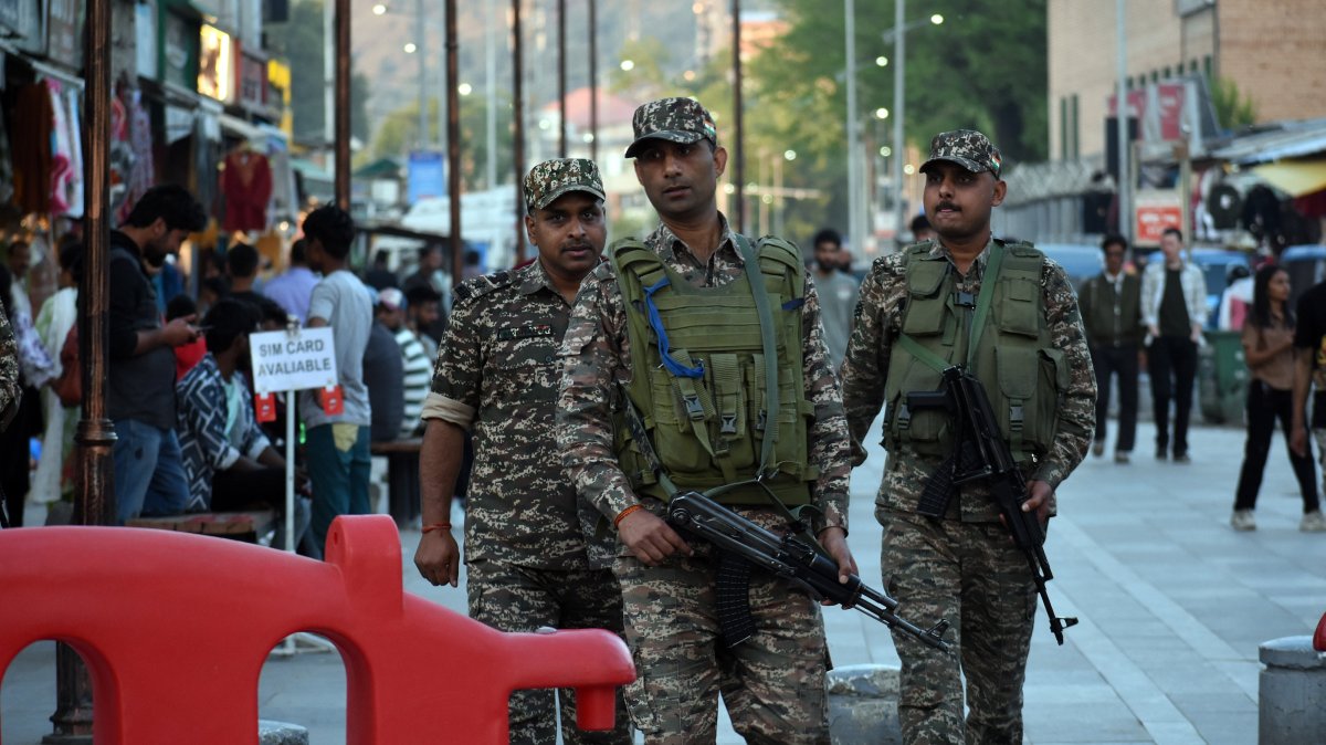 Indian security forces patrol a square in Srinagar, India-controlled Kashmir, April 29, 2025. (AA Photo)