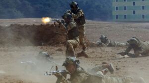 North Korean troops take part in training exercises at an undisclosed location in North Korea, April 28, 2025. (AFP Photo)