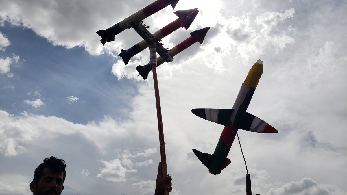Houthi supporters hold up a mock missile and drone during an anti-USA protest, in Sana'a, Yemen, May 2, 2025. (EPA Photo)