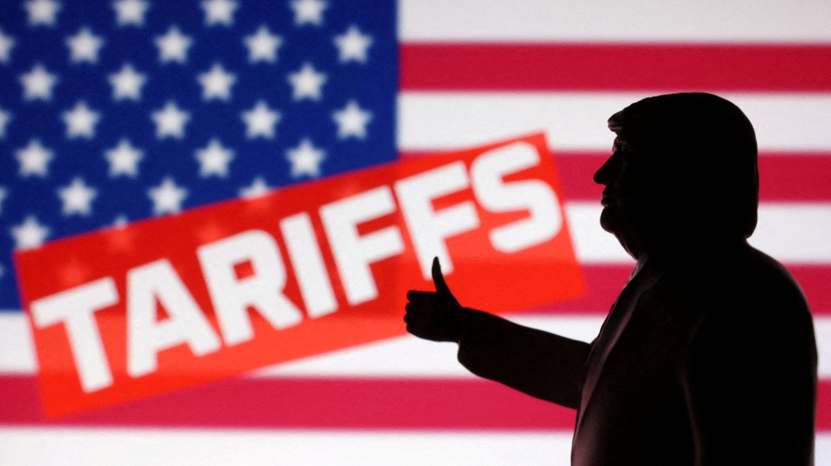 A 3D-printed miniature model depicting U.S. President Donald Trump, the U.S. flag and the word "Tariffs" in this illustration, April 17, 2025. (Reuters Photo)