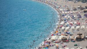 An aerial view of a beach in Antalya, southern Türkiye. (DHA File Photo)
