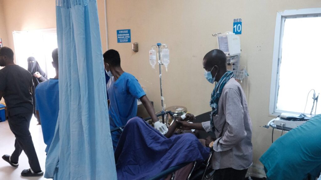 Doctors and nurses treat injured youth at the Somali Sudanese Hospital, Mogadishu, Somalia, May 18, 2025. (AFP Photo)