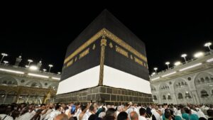 Pilgrims for the Hajj circle the Kaaba at the Masjid al-Haram, Mecca, Saudi Arabia, May 26, 2025. (AA Photo)