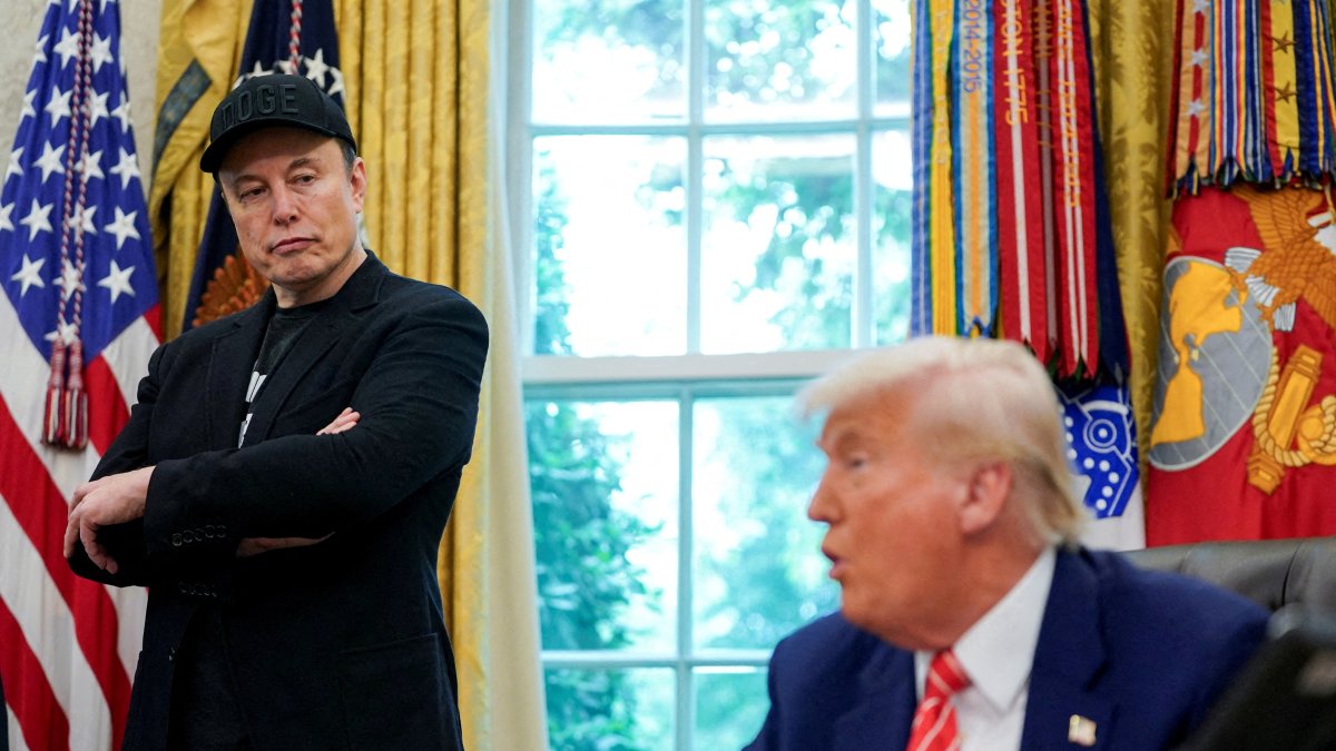 U.S. President Donald Trump and Elon Musk attend a press conference in the Oval Office of the White House, Washington, U.S., May 30, 2025. (Reuters Photo)