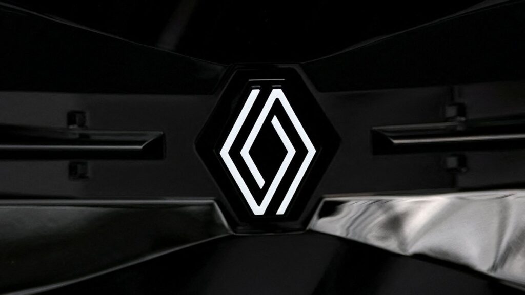 The logo of Renault is seen on a car displayed at the ChangeNOW 2025 summit at the Grand Palais, Paris, France, April 25, 2025. (Reuters Photo)