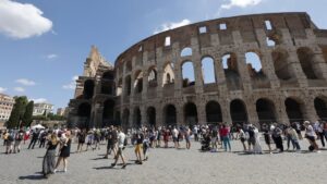 Tourists wait in a queue to enter the Colosseum in Rome, Italy, Aug. 6, 2021. (AP File Photo)