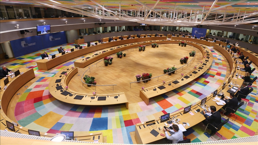 EU countries approve draft updating work permit rules for non-EU citizens