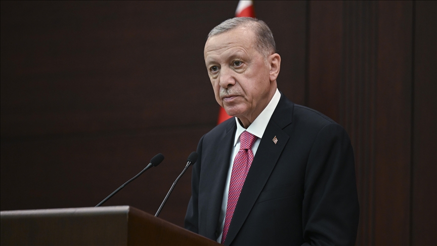 Turkish President Erdogan conveys condolences over deadly train crash in India