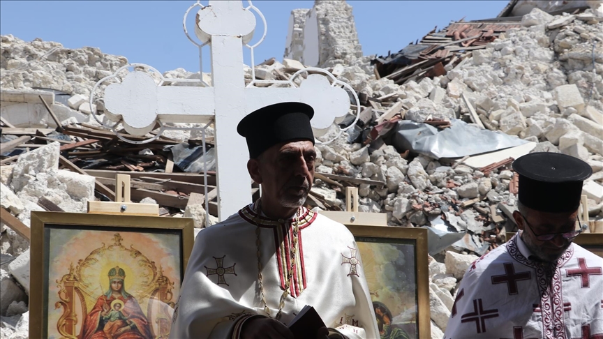 Orthodox Easter mass held in Türkiye’s quake-hit region