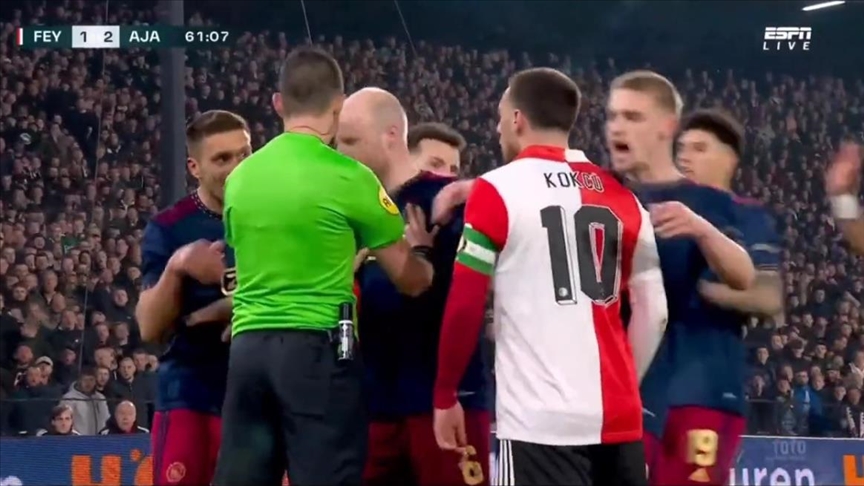 Ajax's Tadic taunts Feyenoord's Turkish midfielder Kokcu for Ramadan fast-breaking on pitch