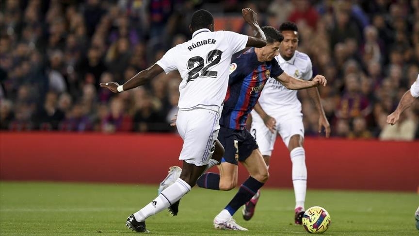 Barcelona win El Clasico, destroy Real Madrid's title hopes