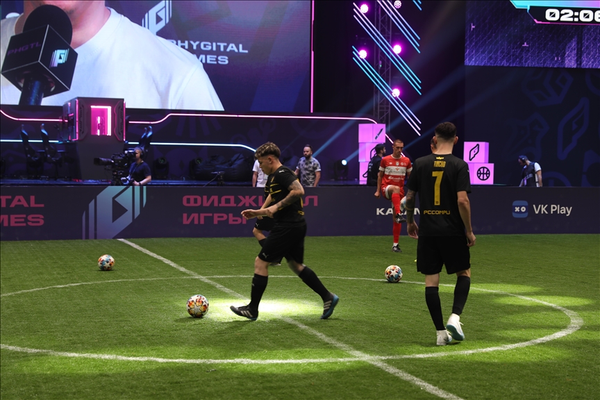 Young athletes compete in preliminary phygital football games in Tatarstan