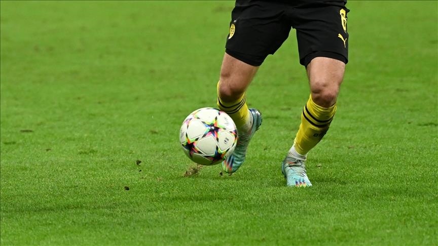 Julian Brandt extends contract with Borussia Dortmund