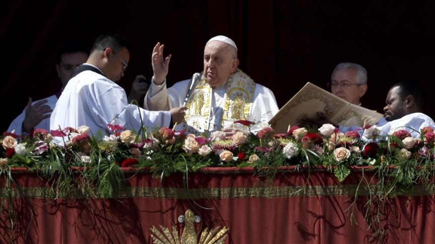 Peace and reconciliation mark Pope Francis' Easter message