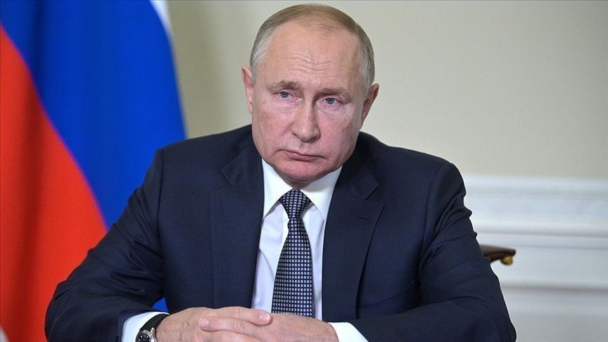 Russian president instructs government to reduce population outflow abroad