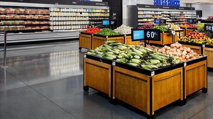 US retail sales rise 0.3% to $686B in May, more than estimates