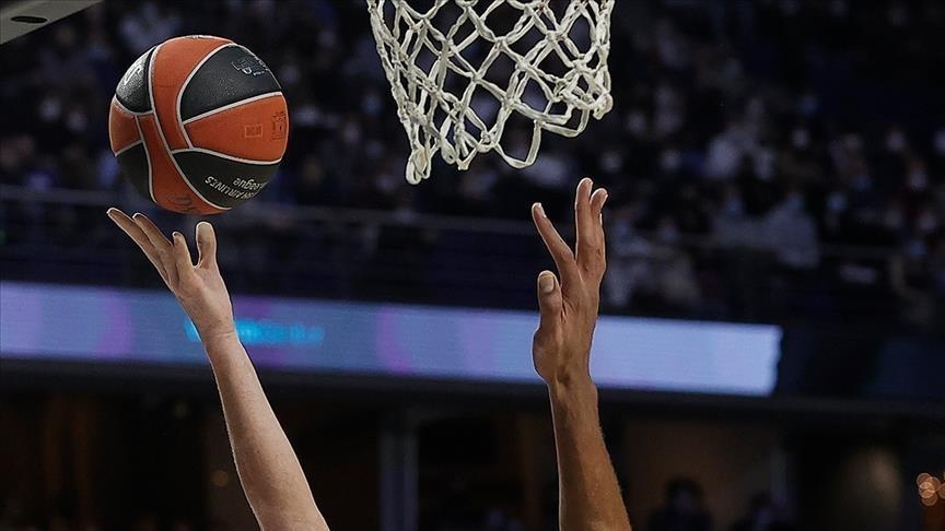 Olympiacos lead EuroLeague standings heading into final matchday