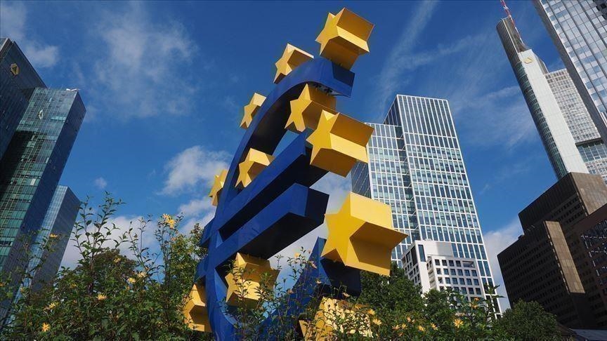 Eurozone, EU's retail sales down year-on-year in April