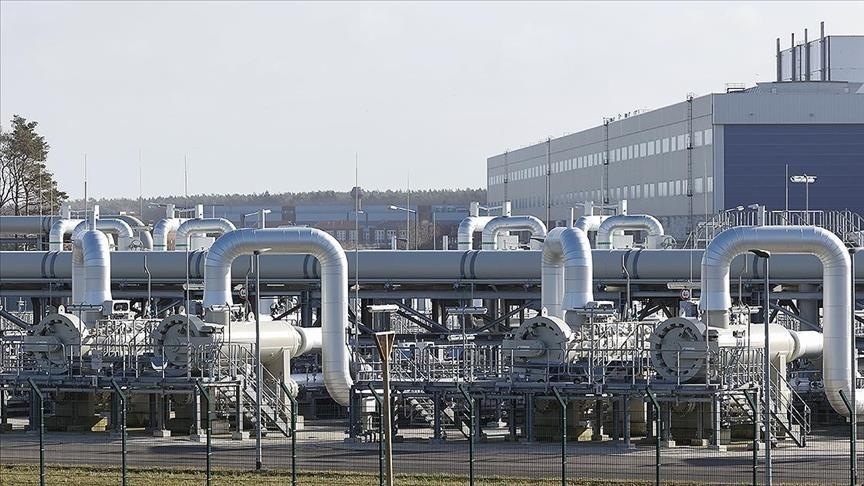 Putin extends ban on selling oil to countries with price cap on Russian fuel