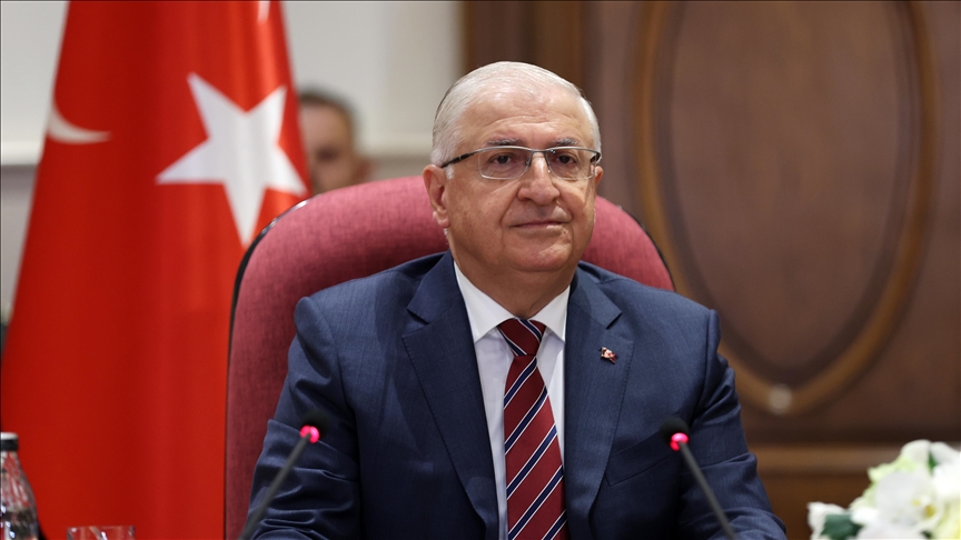 Turkish, Greek defense ministers discuss positive agenda in bilateral relations