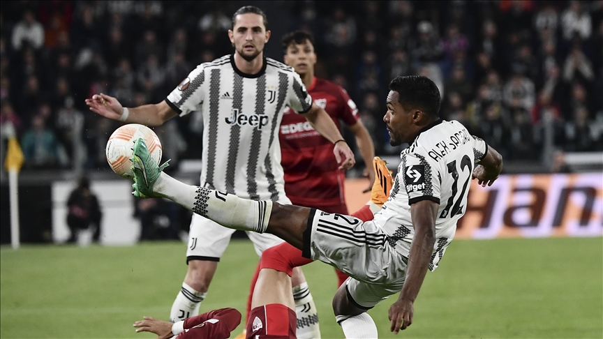 Roma beat Leverkusen, Sevilla draw with Juventus in Europa League semifinal first legs