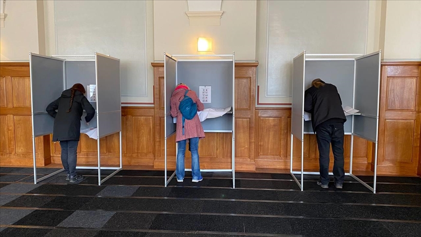 Farmers' party grabs huge win at Dutch provincial elections