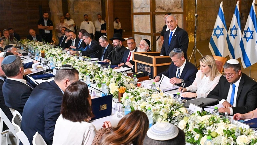 Palestinians decry Israeli gov’t meeting inside Al-Buraq Wall tunnels of Jerusalem’s Al-Aqsa
