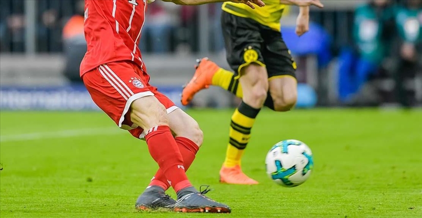 Bayern Munich give Dortmund Bundesliga title-winning opportunity by losing 3-1 to Leipzig