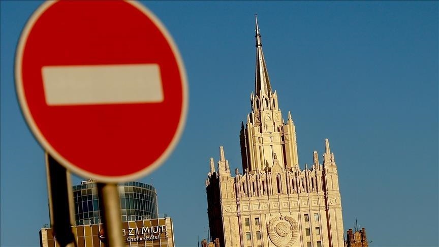 Russia calls on Armenia, Azerbaijan to settle their differences via diplomatic means