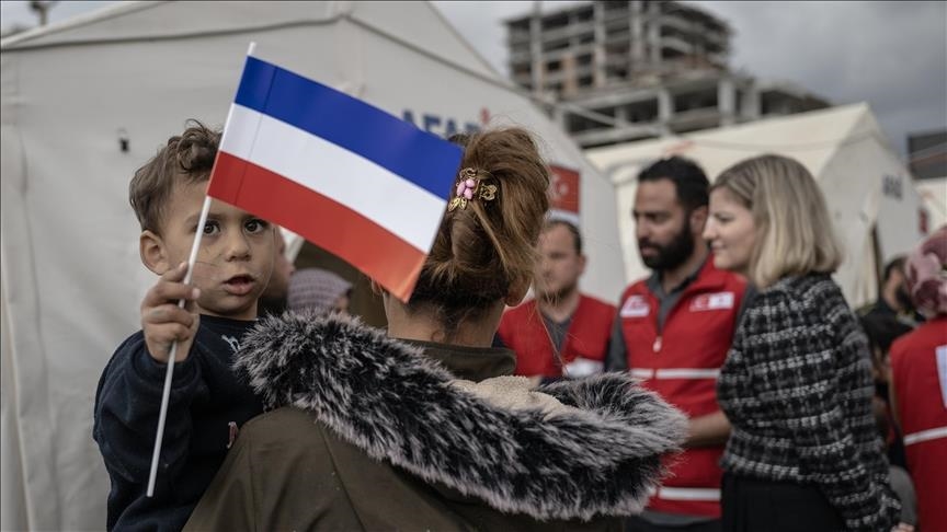 Dutch football legend Ronald De Boer urges donations for Türkiye quake victims