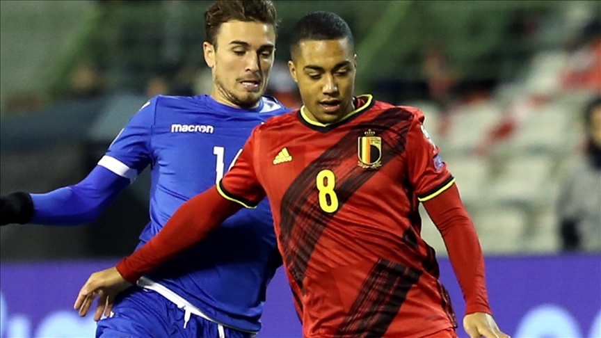 Aston Villa sign Youri Tielemans from Leicester City